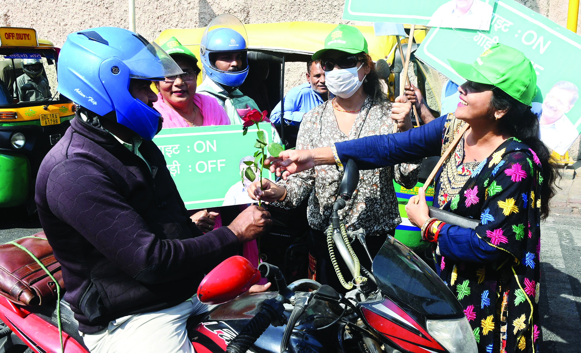 Govt’s ‘Red Light On, Gaadi Off’ campaign back in action