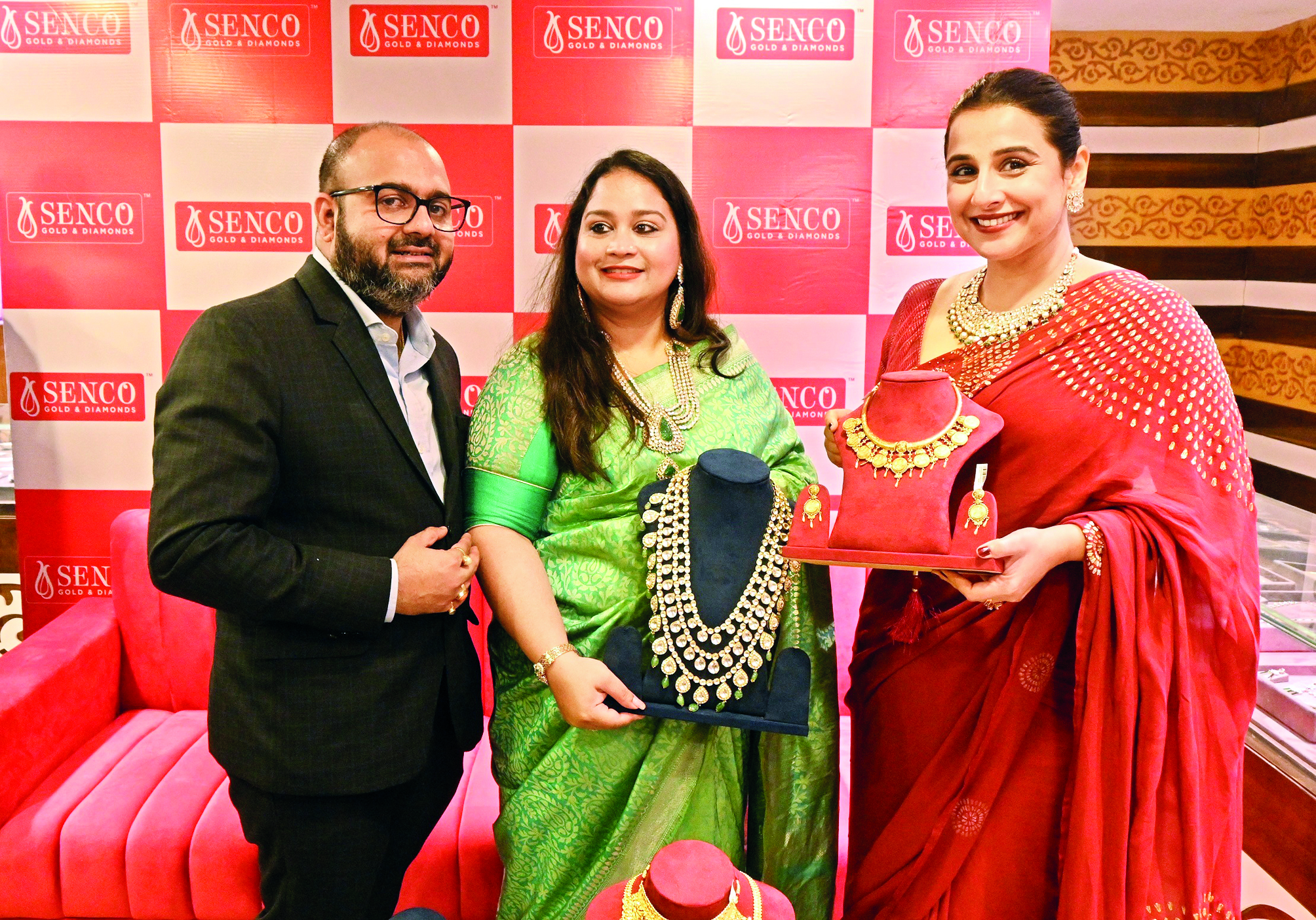 Vidya Balan inaugurates Senco Gold & Diamonds showrooms in city