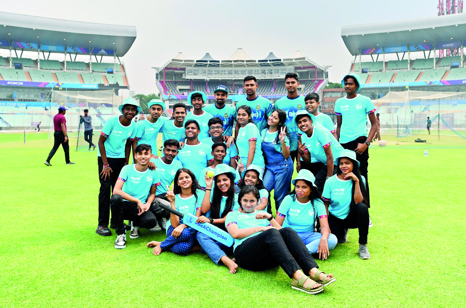 22 children practice with B’desh cricket team at Eden Gardens