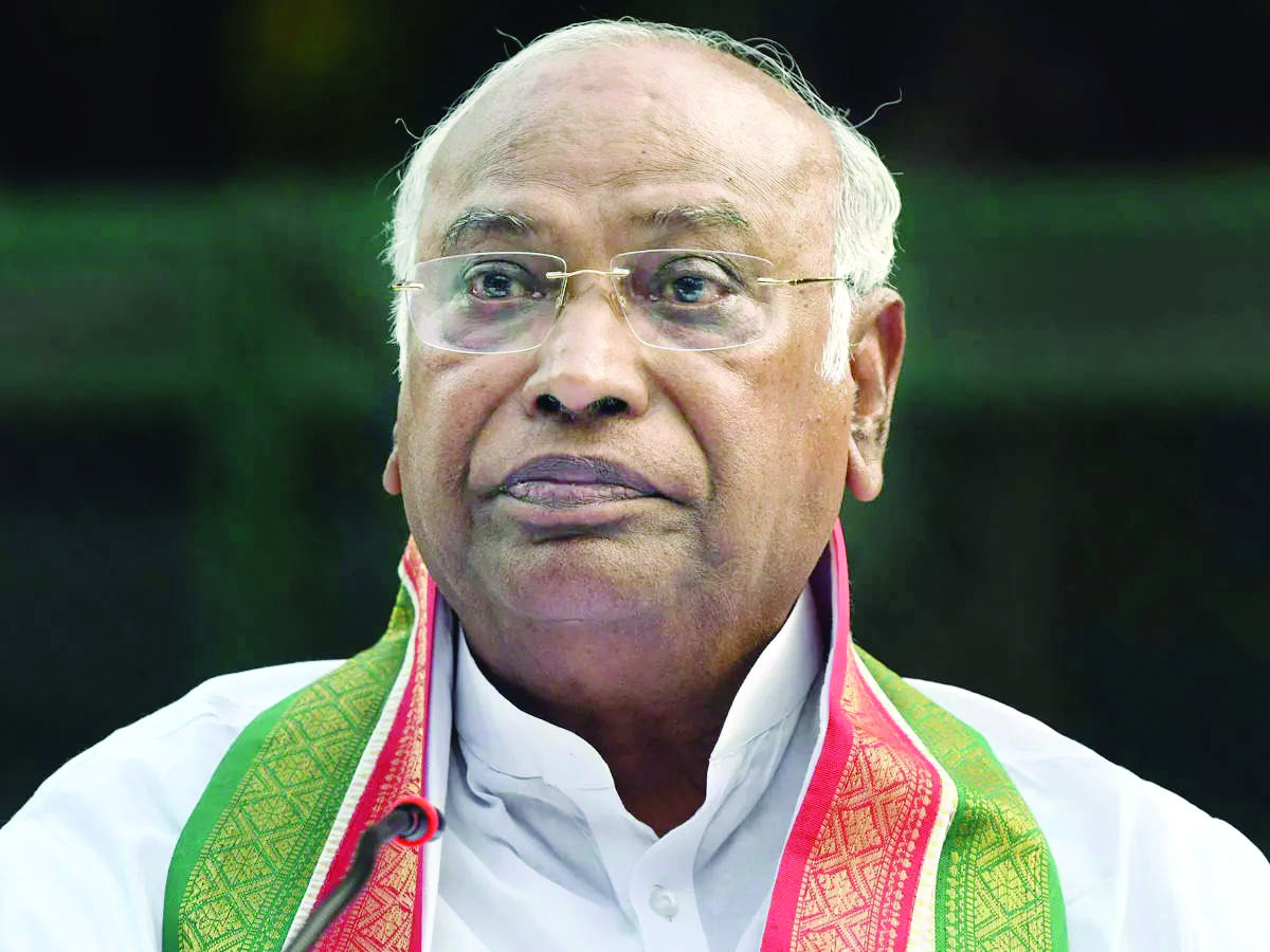 Govt taking India’s economy to ‘defaulter kaal’: Kharge