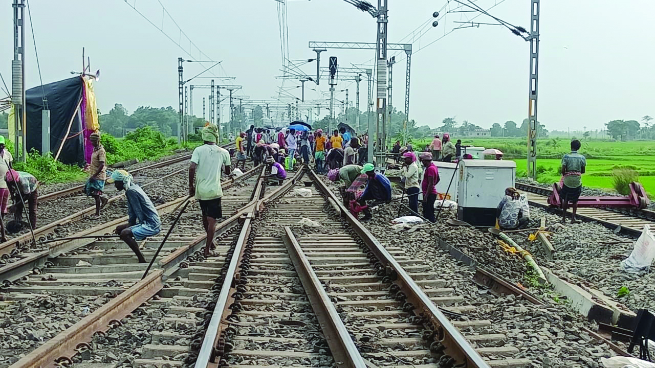 ER aims to complete Rampurhat-Murarai third-line within 2023-24 ER aims to complete Rampurhat-Murarai third-line within 2023-24
