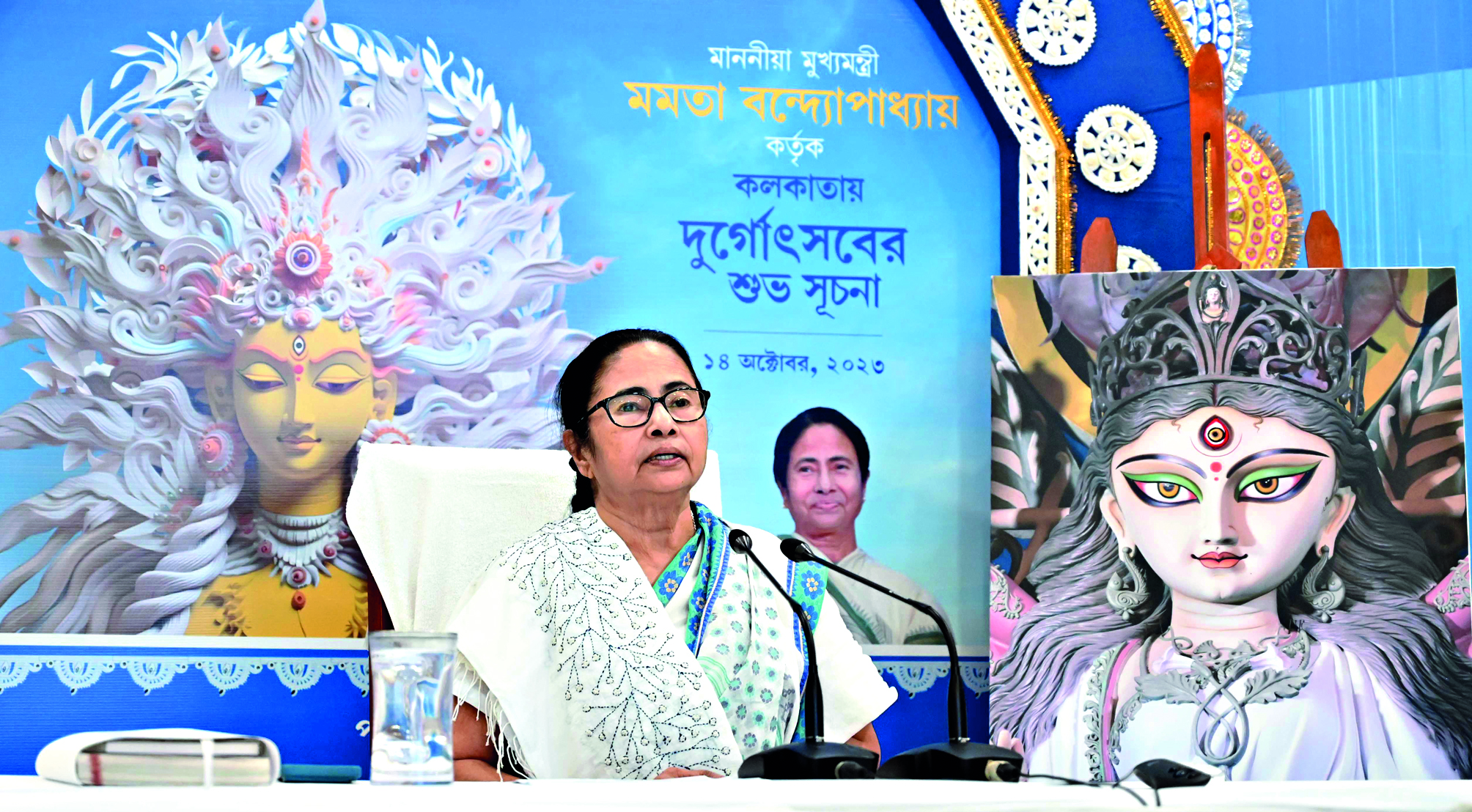 CM thanks essential workers for ensuring a safe Puja