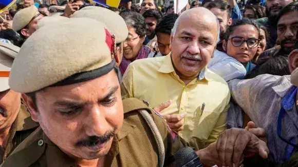 Supreme Court rejects bail pleas of ex-deputy CM Manish Sisodia in Delhi excise policy scam cases Supreme Court rejects bail pleas of ex-deputy CM Manish Sisodia in Delhi excise policy scam cases