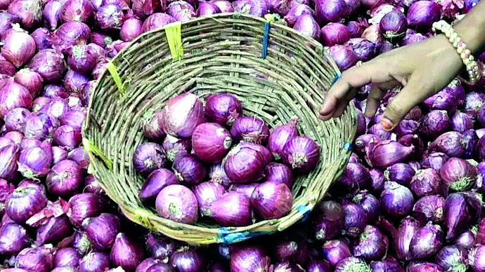 Onion prices bring tears to the eyes as cost jumps to Rs 80/kg in 2 days