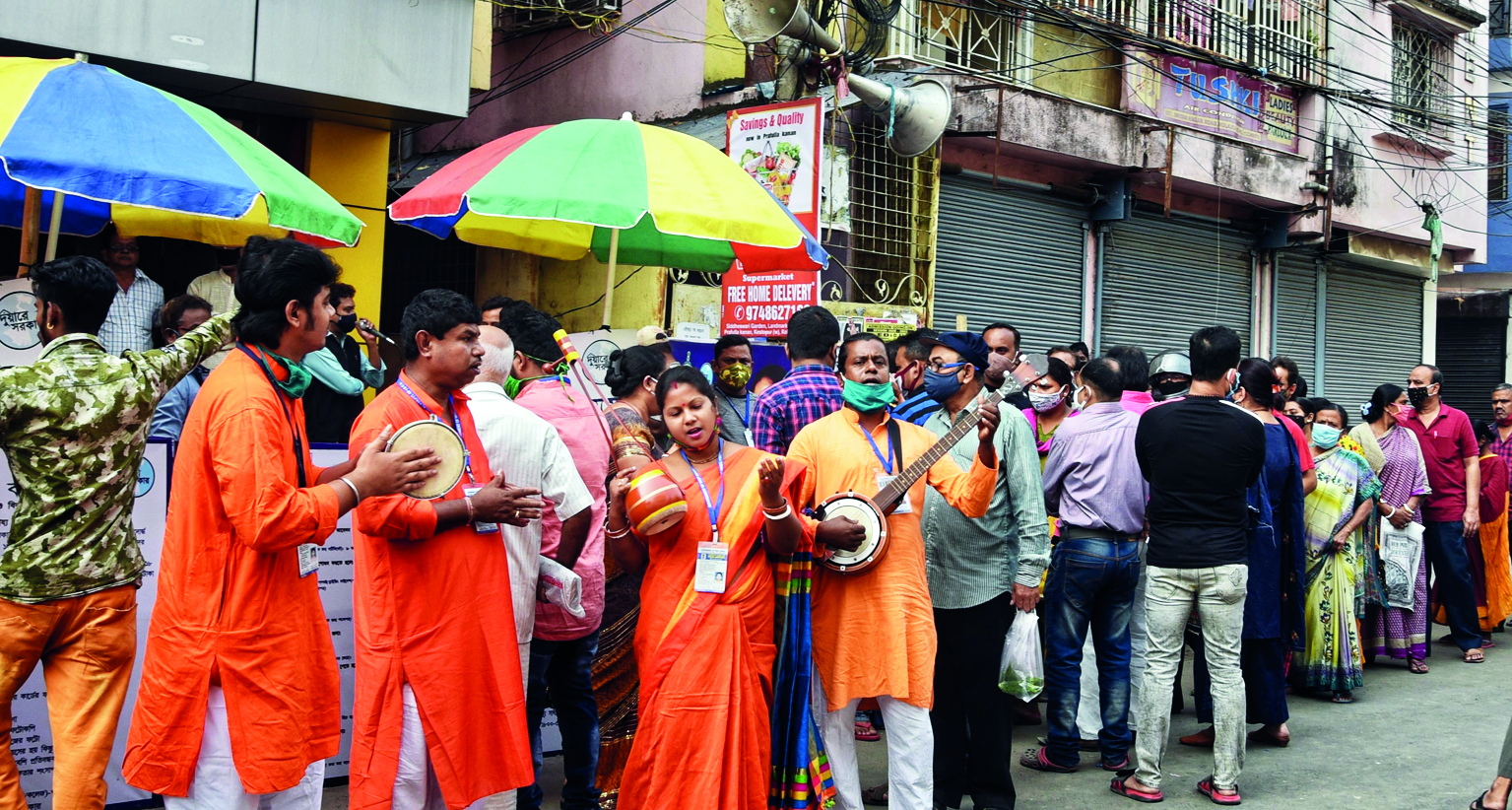 State’s decision to give monthly remuneration to folk artistes garners huge response State’s decision to give monthly remuneration to folk artistes garners huge response