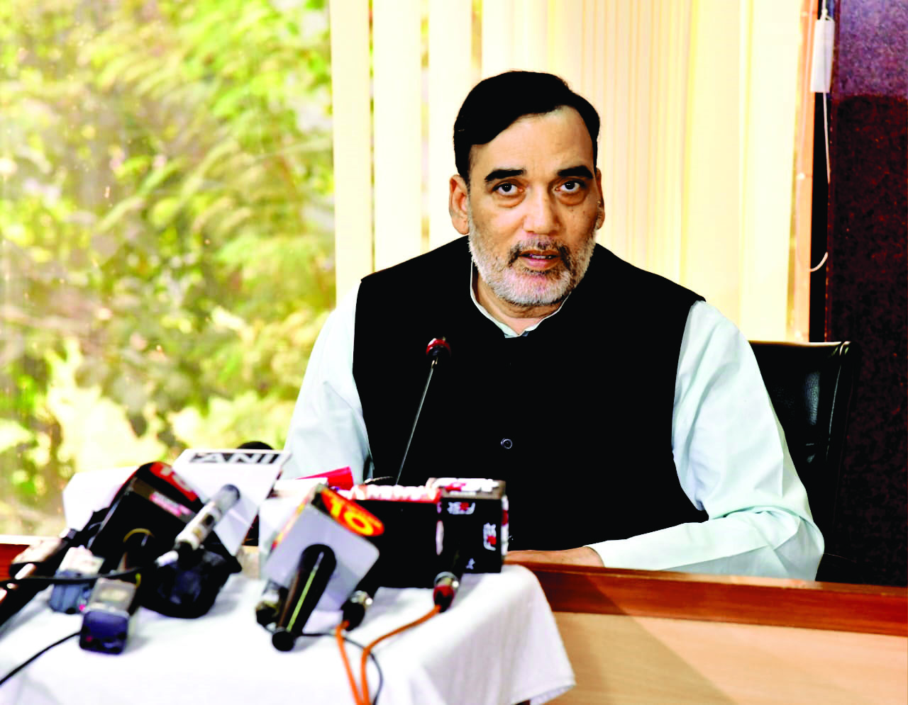 Toxic air: Delhi government bans construction and demolition works Toxic air: Delhi government bans construction and demolition works