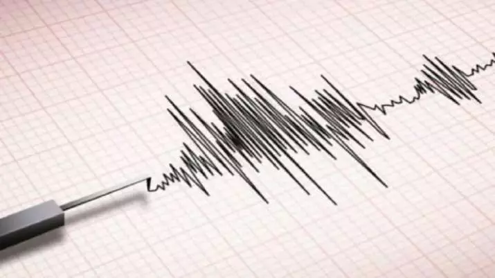 Tremors in Delhi-NCR, nearby areas after 6.4 magnitude quake hits Nepal Tremors in Delhi-NCR, nearby areas after 6.4 magnitude quake hits Nepal