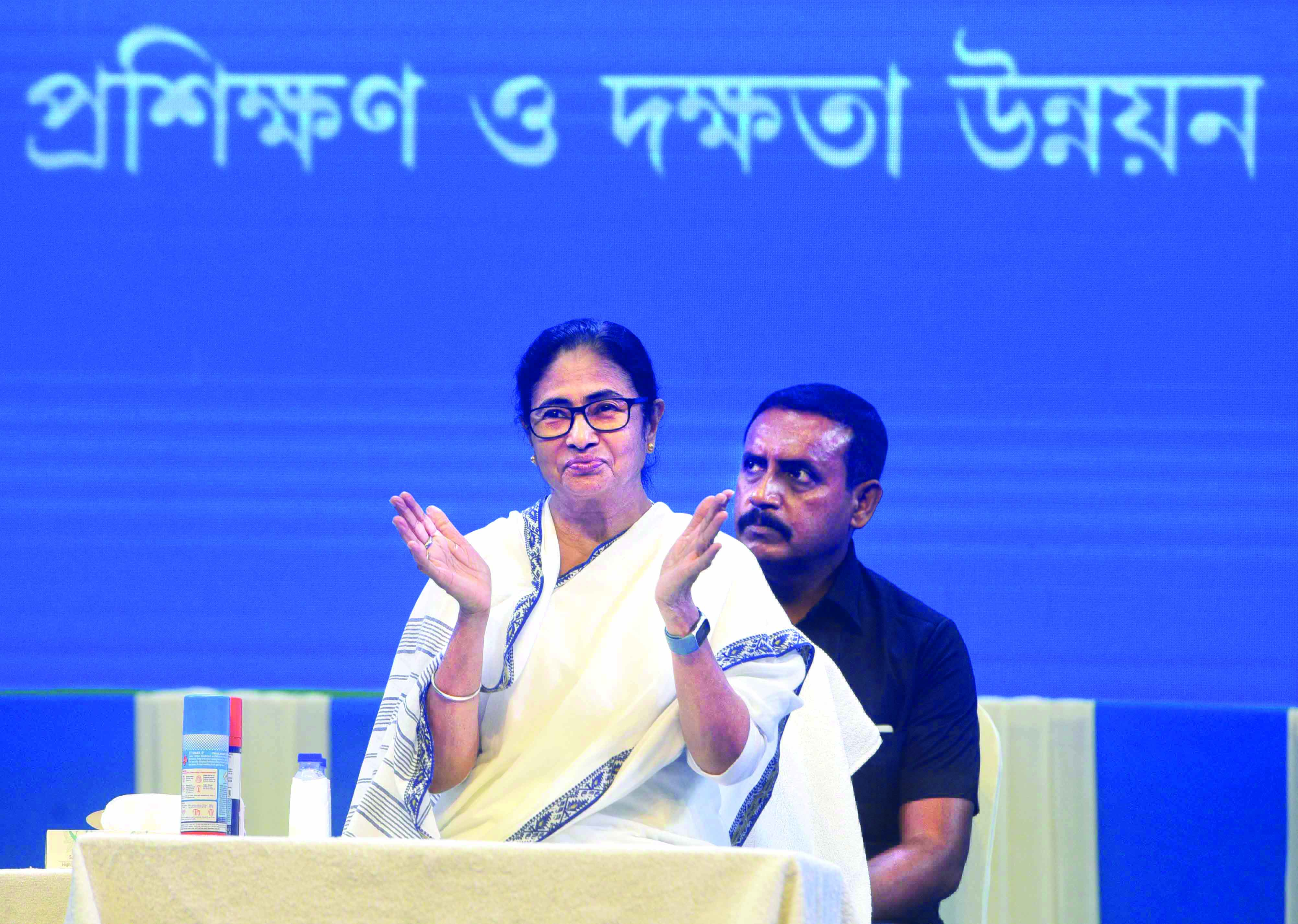 Mamata to hold ‘Bijoya Sammelani’ at Bhownipore