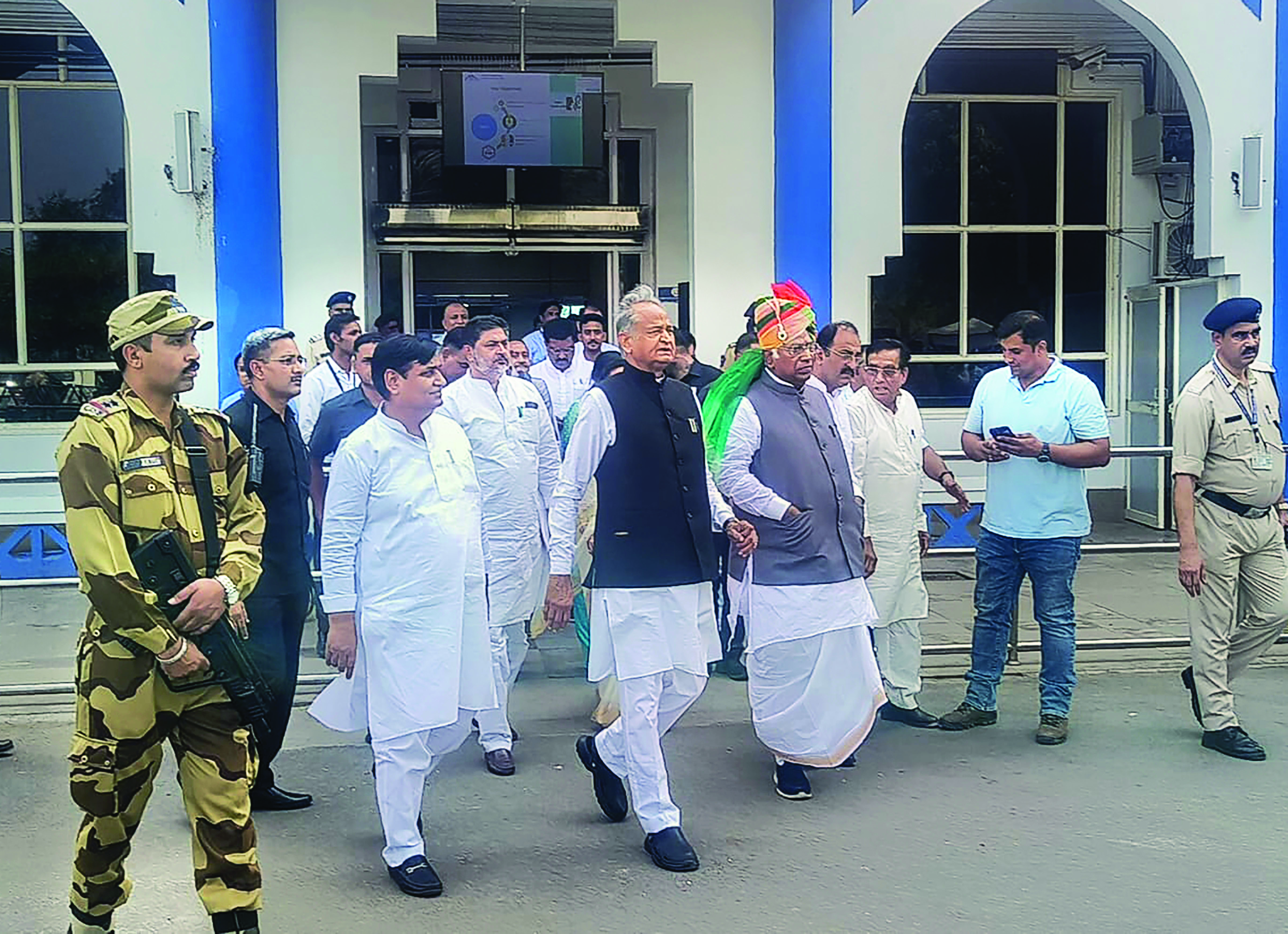 PM Modi thinking of poor now only because it’s election time: Kharge PM Modi thinking of poor now only because it’s election time: Kharge