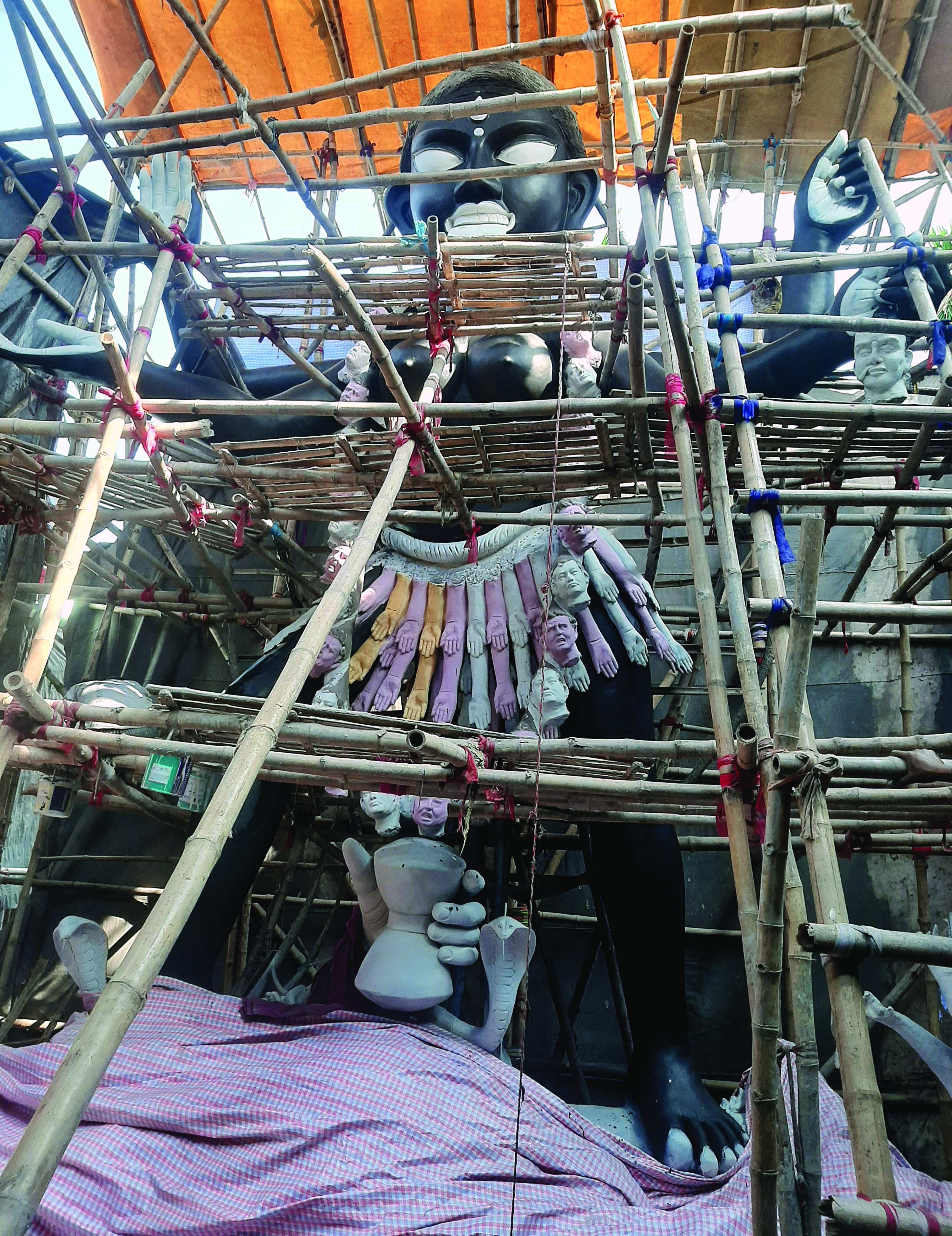 ‘This Kali Puja, Naihati’s famous ‘Boro Maa’ all set to take Siliguri by storm’