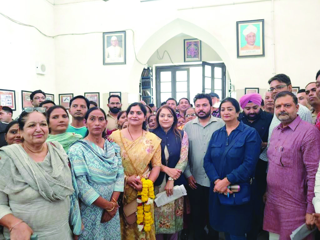 Hardayal Library staff call off strike after 411 days, says MCD