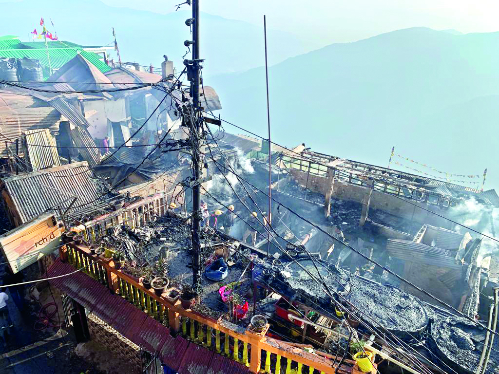 Fire ravages 2 hotels in Darjeeling