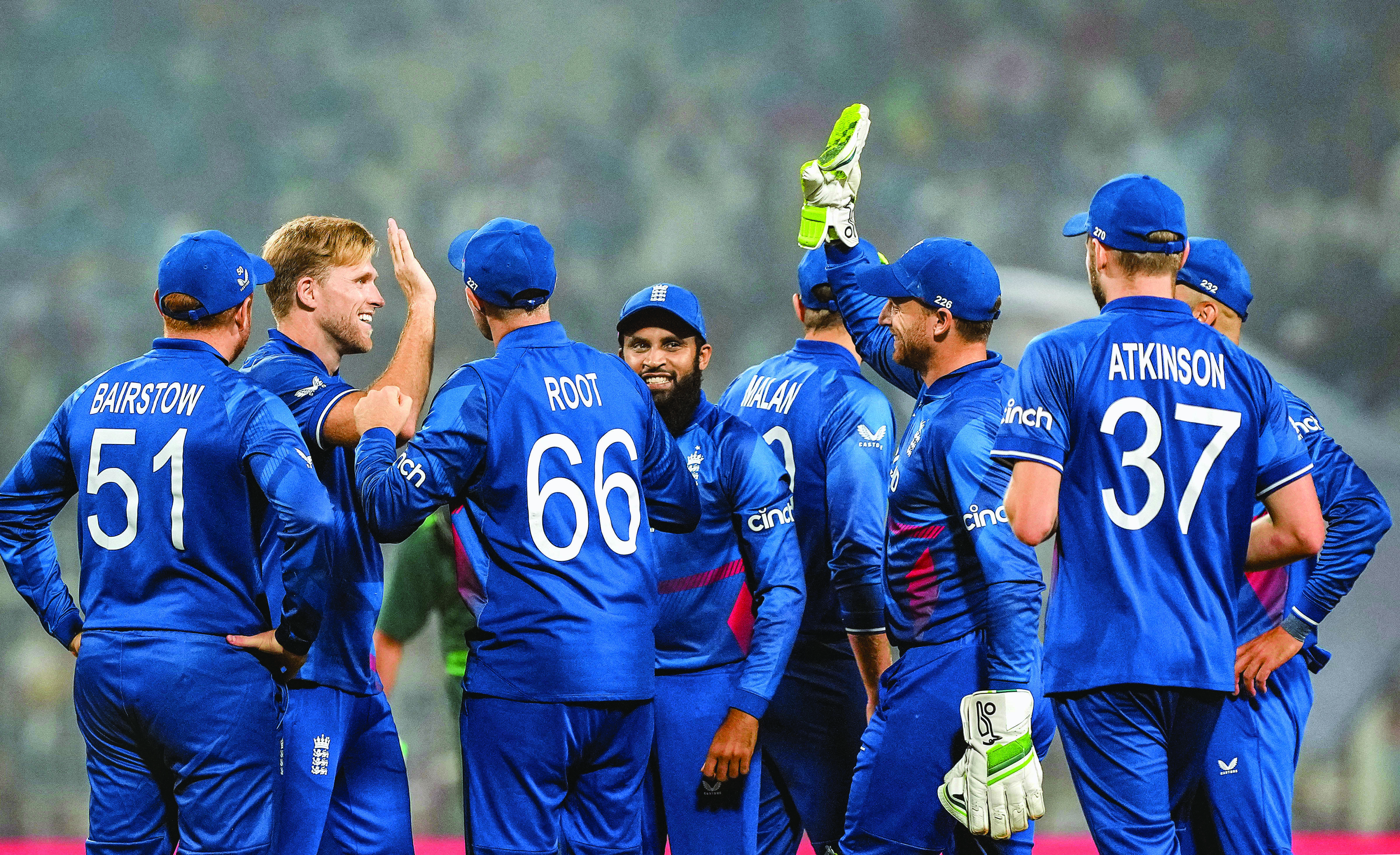 World Cup: England humiliates demotivated Pak with 93 run win