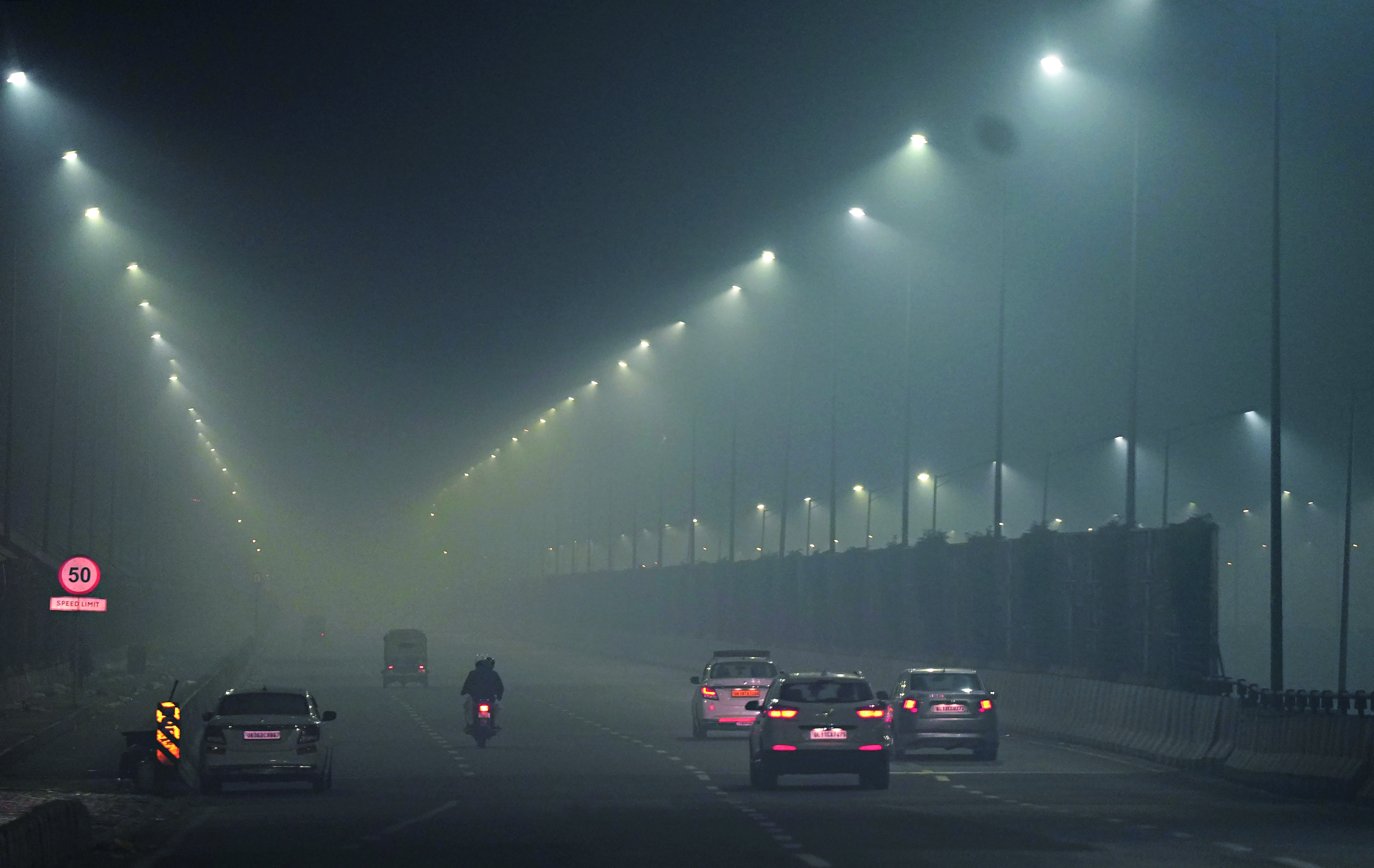 Delhi govt to start ‘anti-open burning’ campaign