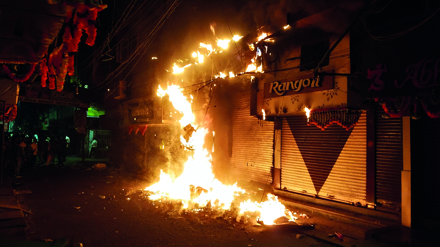 Major fire breaks out at 3 places in Siliguri, none hurt Major fire breaks out at 3 places in Siliguri, none hurt