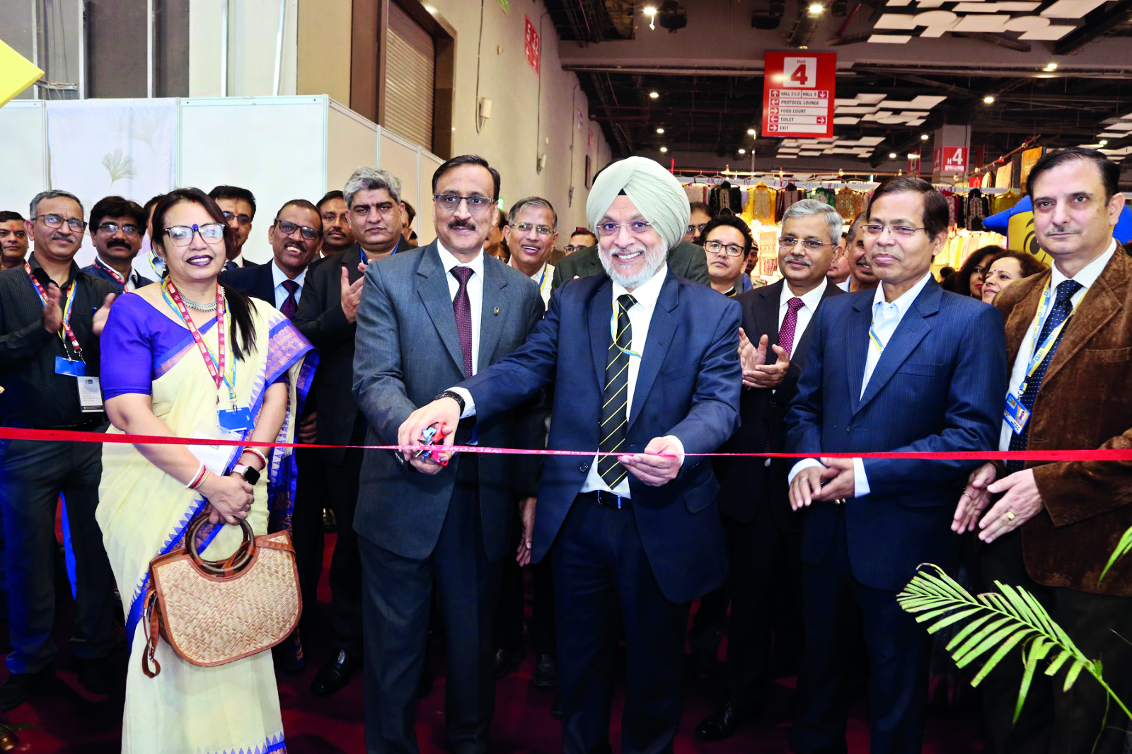 LIC inaugurates stall at 42nd India Int’l Trade Fair