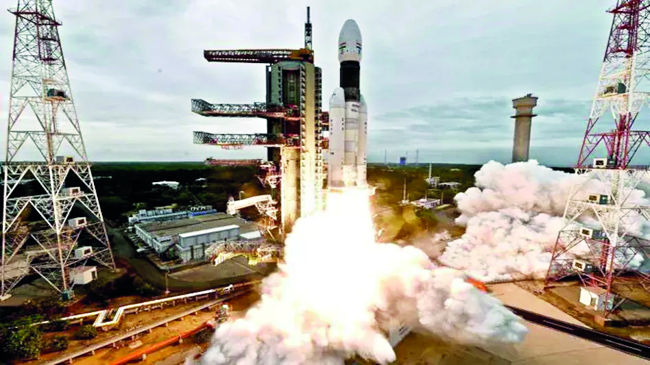 Chandrayaan-3 rocket’s body re-enters earth: ISRO Chandrayaan-3 rocket’s body re-enters earth: ISRO