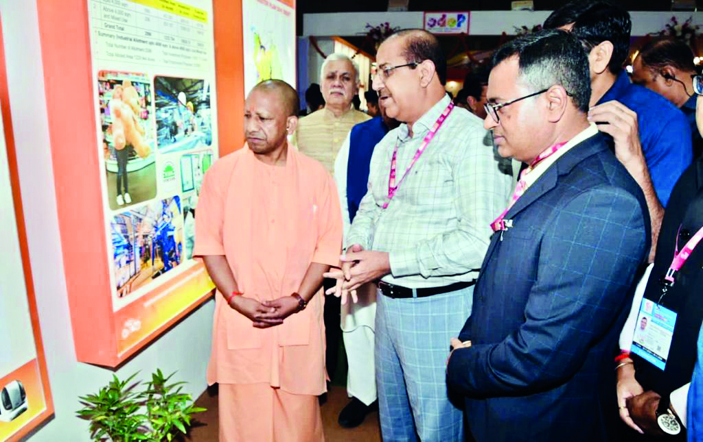 CM Yogi visits Uttar Pradesh Pavilion at IITF