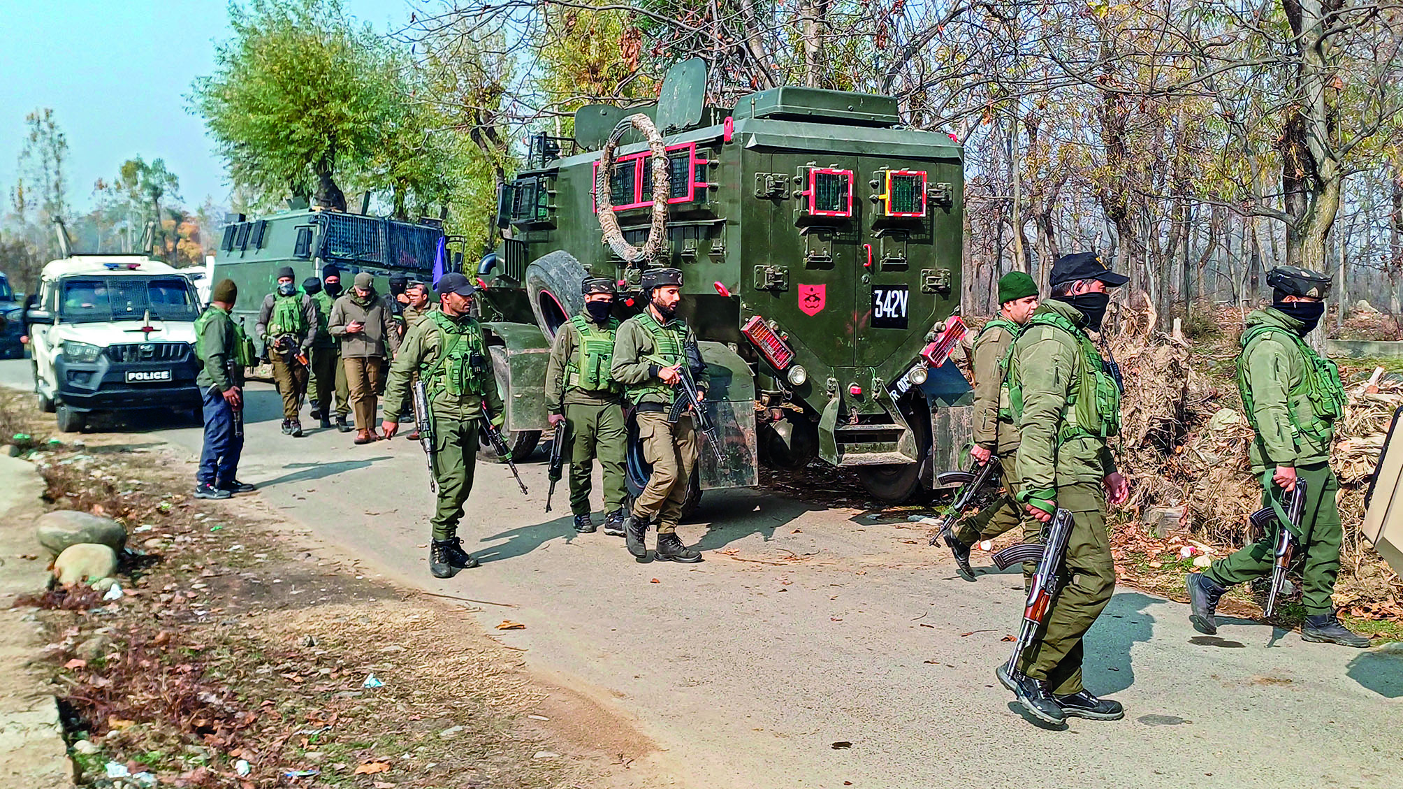 6 terrorists killed in 2 encounters with security forces in J&K 6 terrorists killed in 2 encounters with security forces in J&K