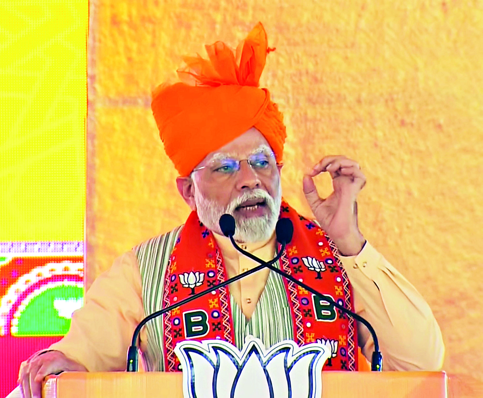 Congress sent Rajasthan to top in corruption, rioting: PM Congress sent Rajasthan to top in corruption, rioting: PM