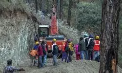 Be sensitive in reportage, avoid sensationalising tunnel rescue operations: Govt tells TV channels Be sensitive in reportage, avoid sensationalising tunnel rescue operations: Govt tells TV channels