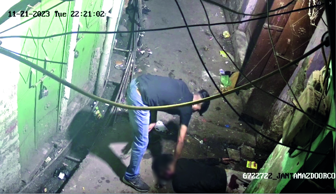 Gory incident: 16-year-old stabs teenager over 60 times, rejoices Gory incident: 16-year-old stabs teenager over 60 times, rejoices