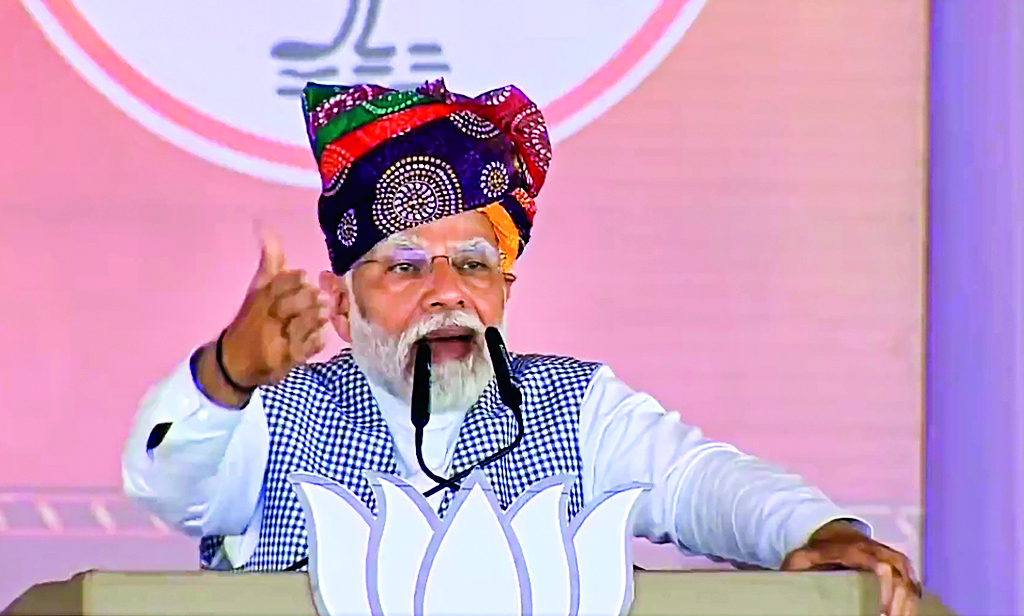 Congress insulting Gurjars in Rajasthan, says PM Modi Congress insulting Gurjars in Rajasthan, says PM Modi