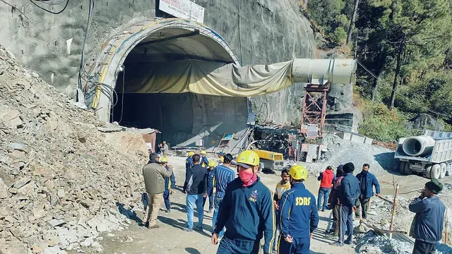 Uttarakhand tunnel rescue: NDRF conducts evacuation rehearsal using wheeled stretchers Uttarakhand tunnel rescue: NDRF conducts evacuation rehearsal using wheeled stretchers