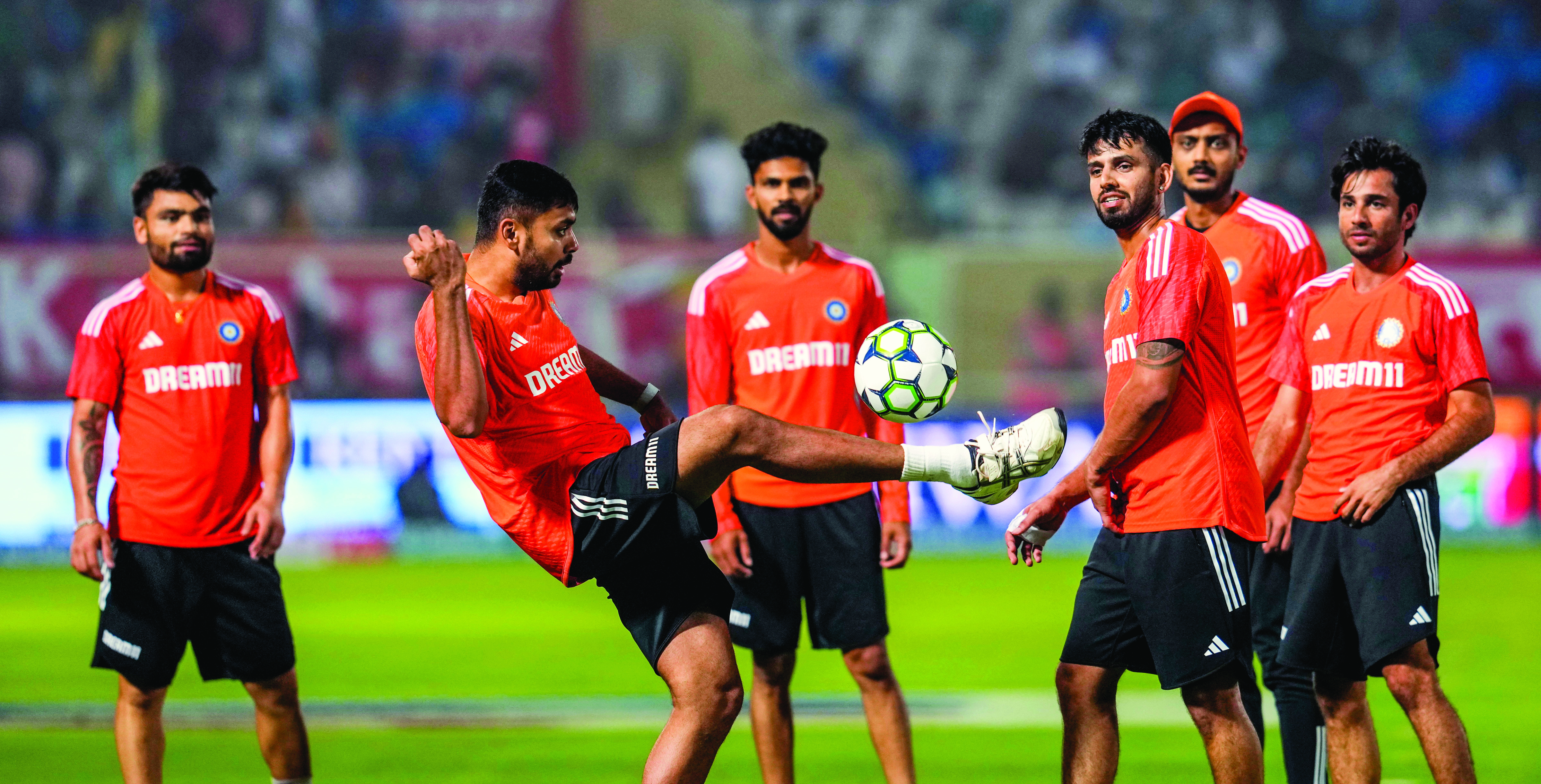 Indian bowlers look for improved outing against Aussies in 2nd T20I