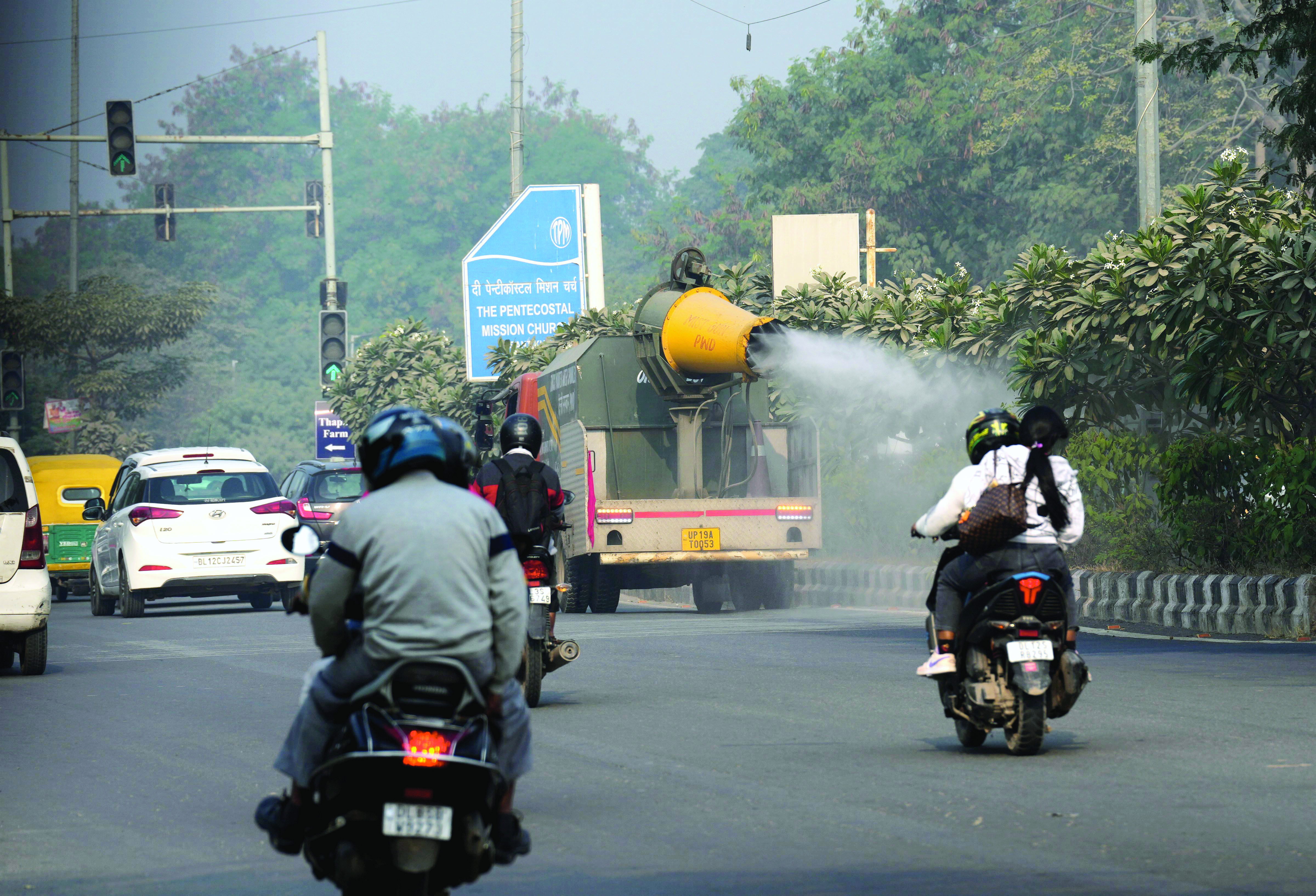 NDMC deploys anti-smog gun with largest tank capacity in Lutyens’ Delhi