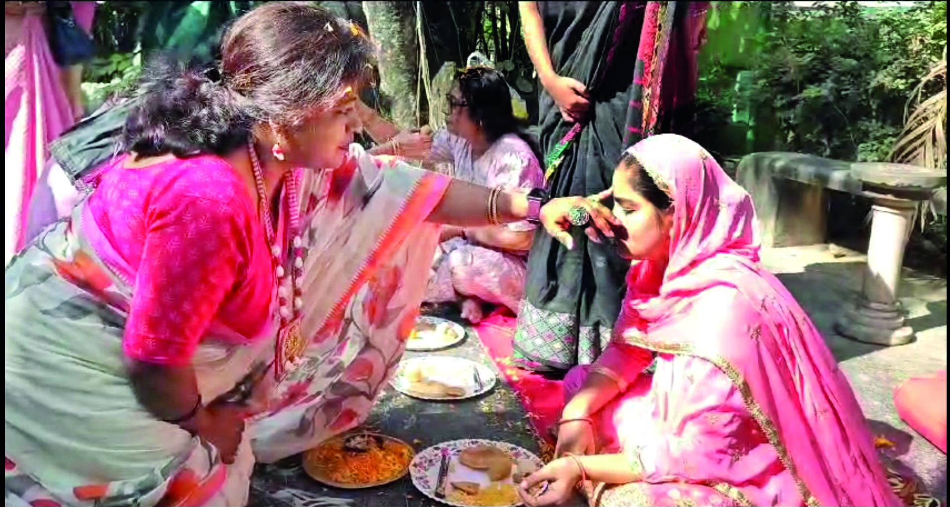 Malda: Women celebrate ‘Bonphonta’, pray for   long life of their sisters