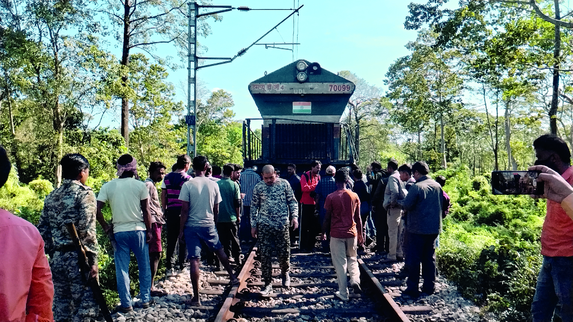 Forest dept seizes locomotive after it mows down 3 elephants Forest dept seizes locomotive after it mows down 3 elephants