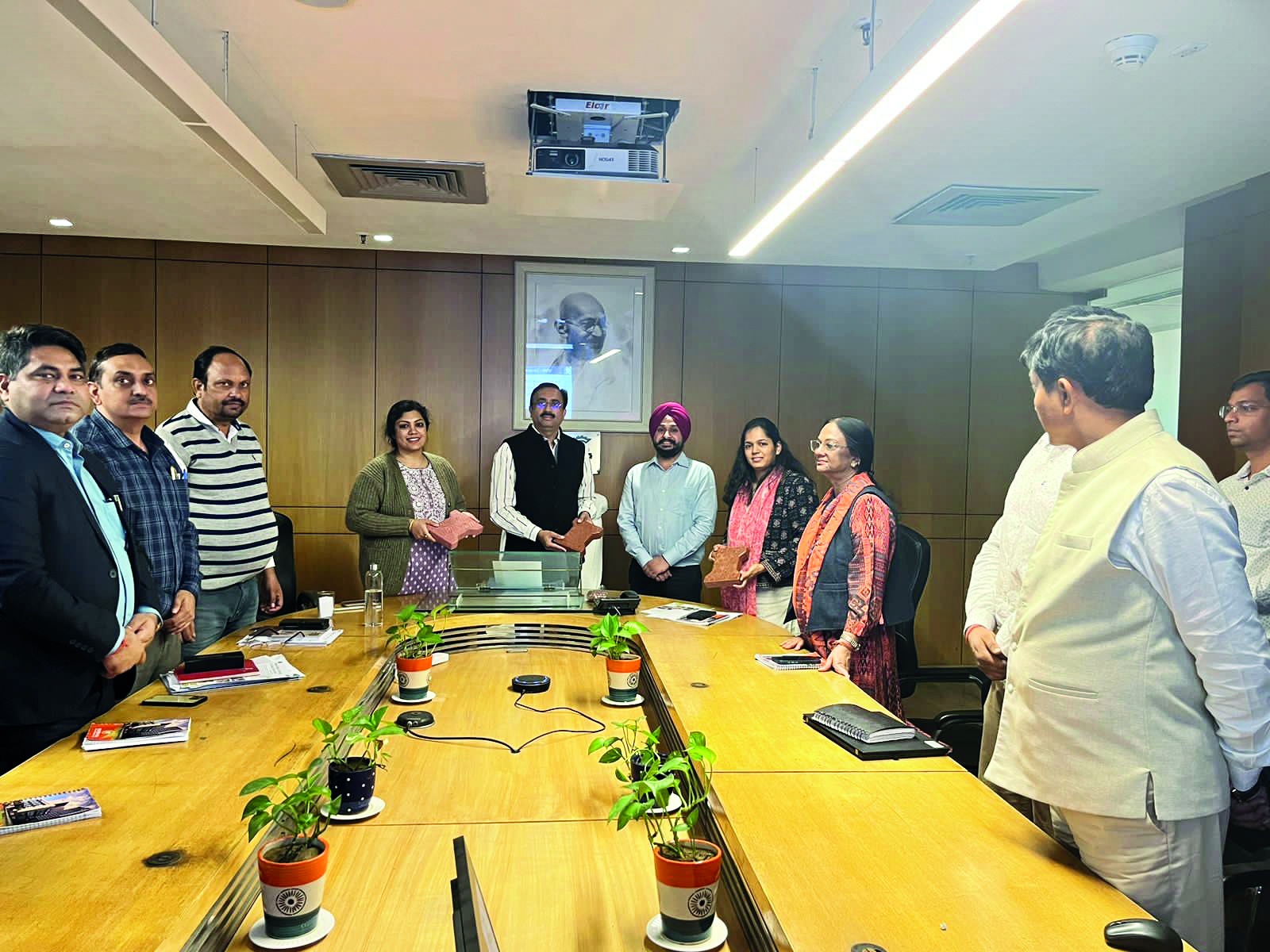 Gr Noida Authority, CRRI to revamp infra, roads Gr Noida Authority, CRRI to revamp infra, roads