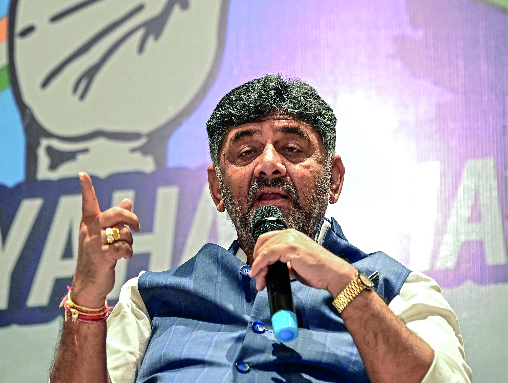 Have done no wrong, only did party work, says Shivakumar facing DA case