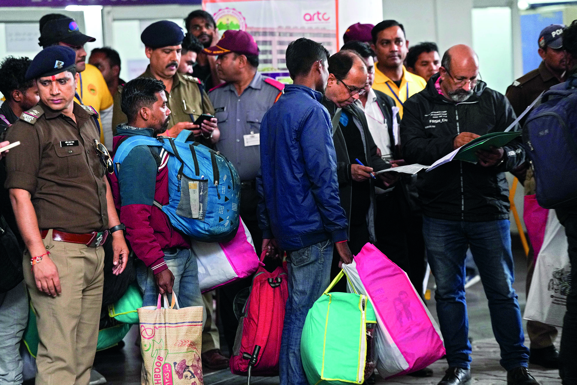 Silkyara tunnel labourers in dilemma: ‘Stay or return home’ Silkyara tunnel labourers in dilemma: ‘Stay or return home’