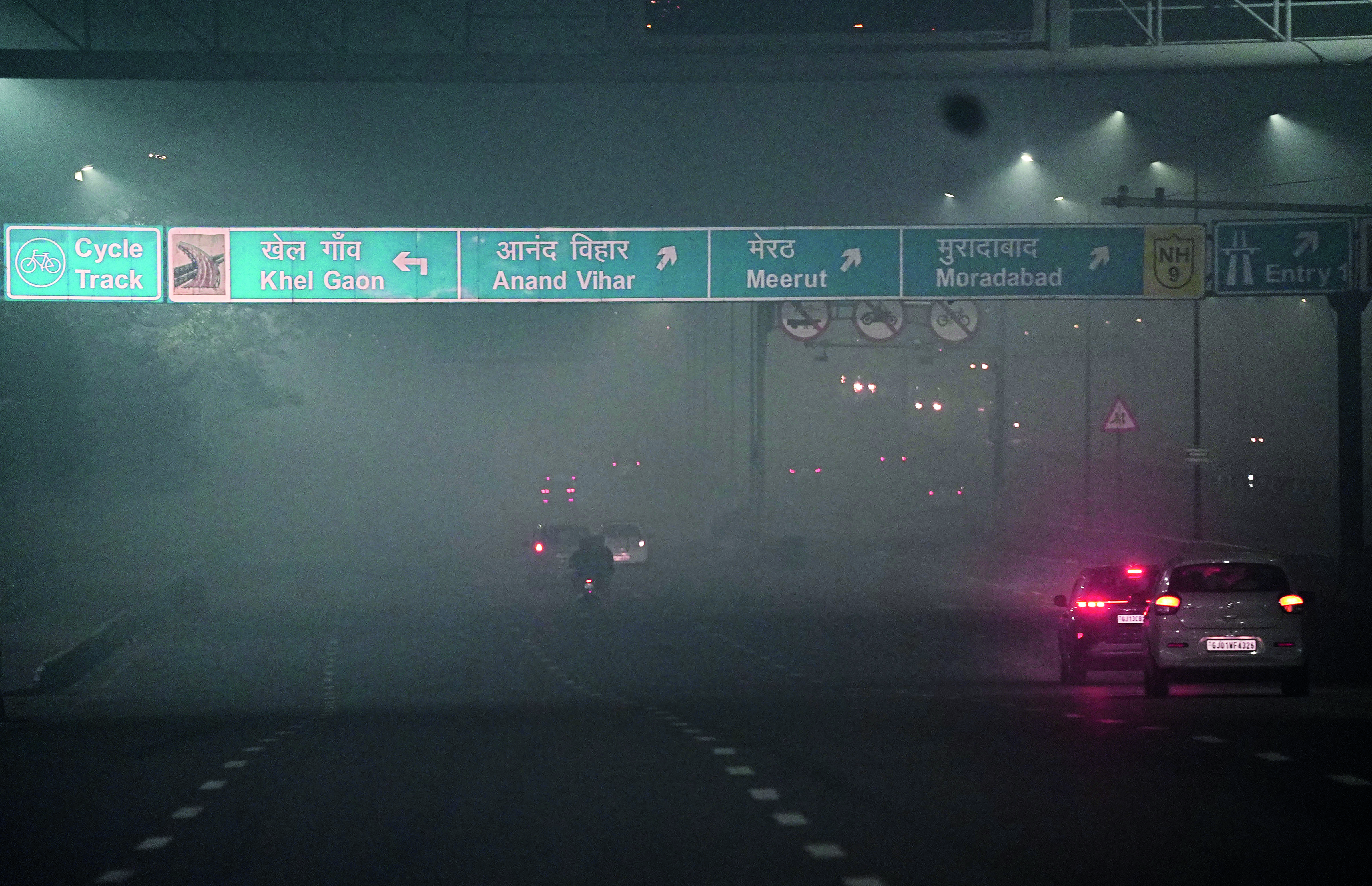 9 days of November had ‘severe’ air quality in Delhi-NCR: CAQM 9 days of November had ‘severe’ air quality in Delhi-NCR: CAQM