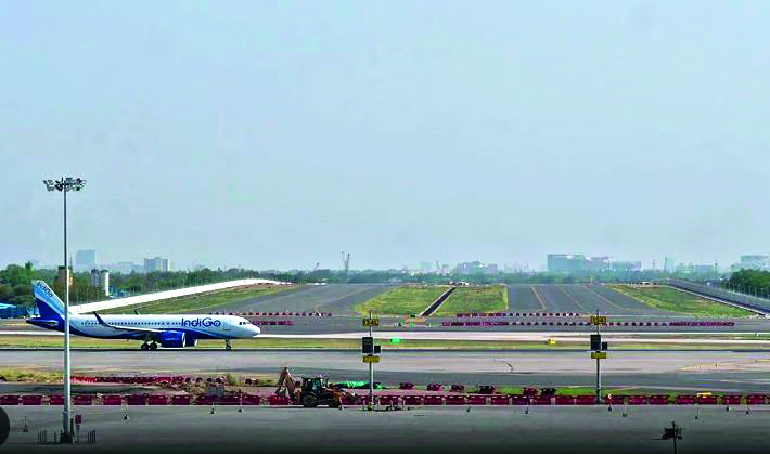 Delhi airport operator DIAL plans to levying higher charges from airlines for grounded aircraft Delhi airport operator DIAL plans to levying higher charges from airlines for grounded aircraft