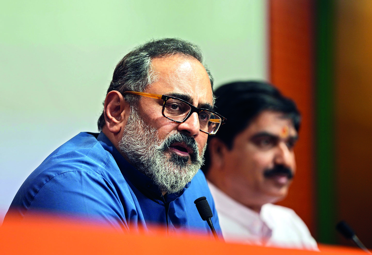 Centre reviews social networks progress on curbing deepfakes