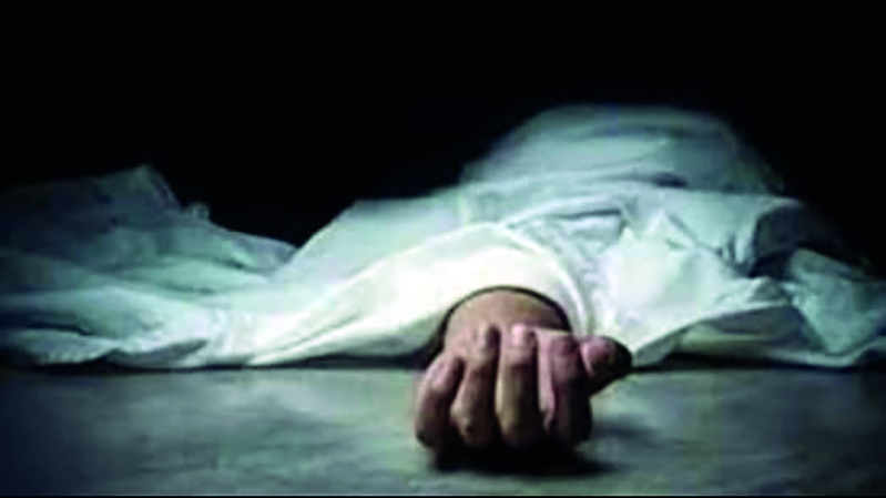 Doc kills wife & 2 kids, hangs self