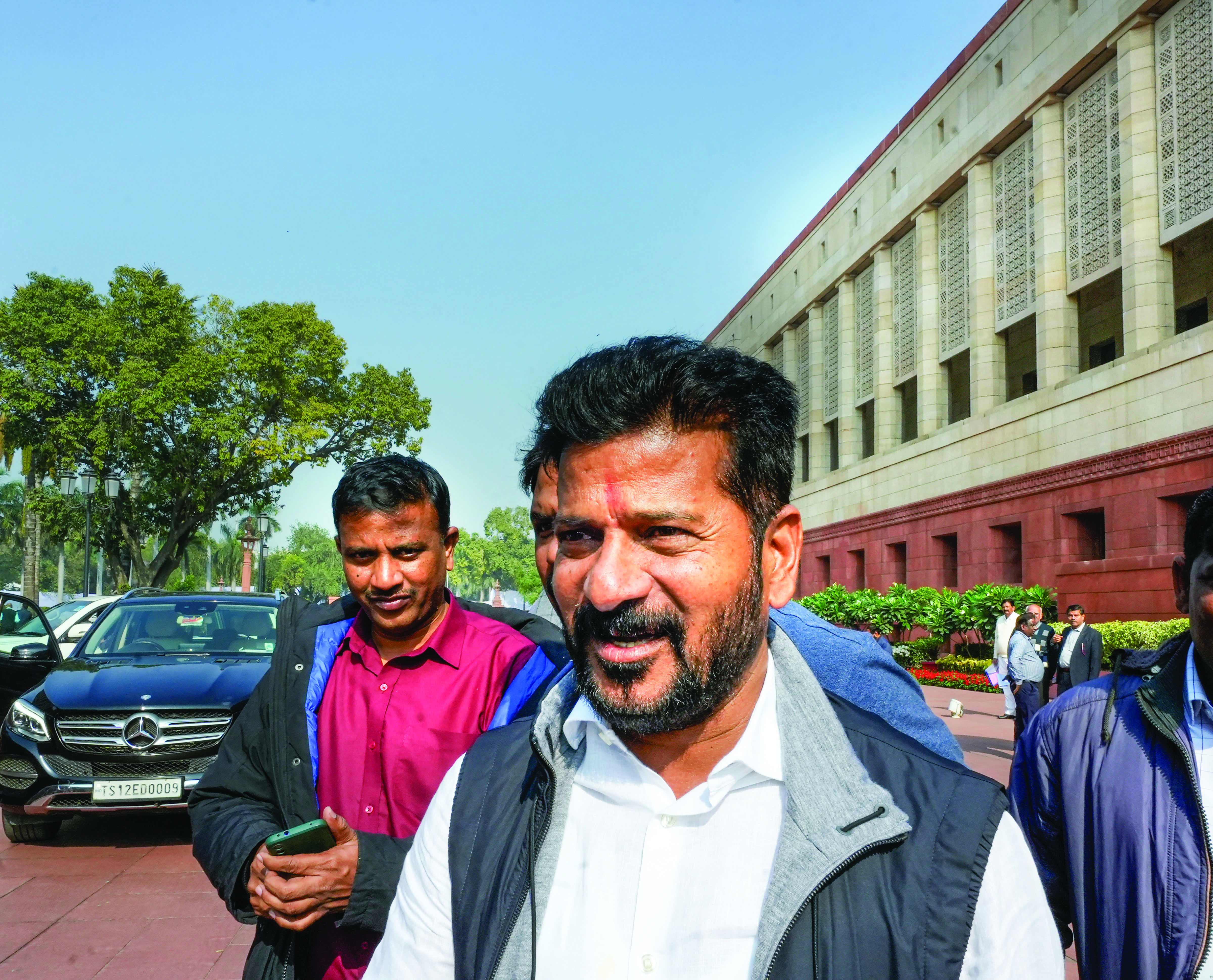Telangana CM-elect Revanth Reddy meets Congress chief Mallikarjun Kharge, Gandhis