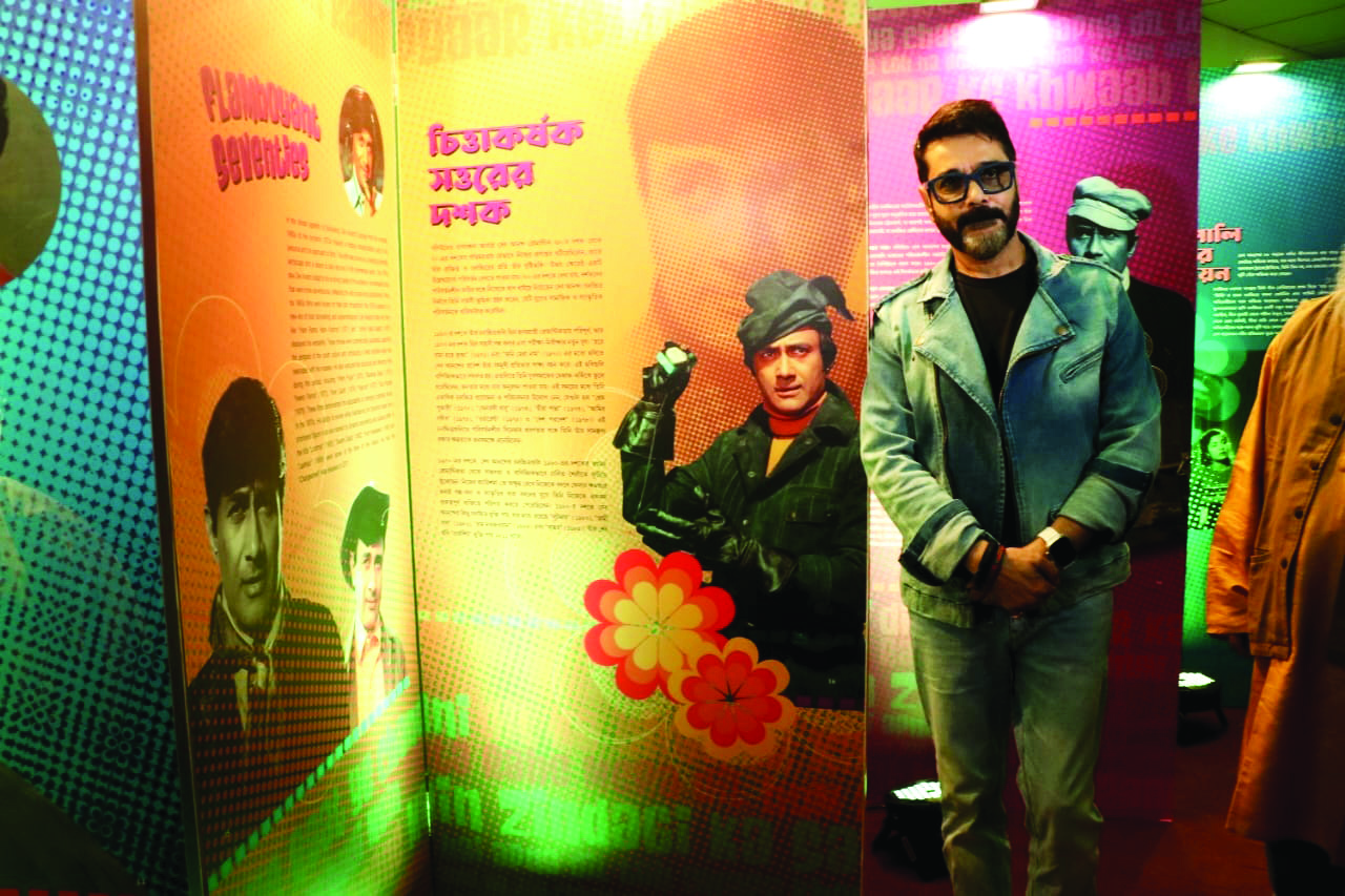 Exhibition on ‘evergreen’ Dev Anand a hit among cinelovers at KIFF Exhibition on ‘evergreen’ Dev Anand a hit among cinelovers at KIFF