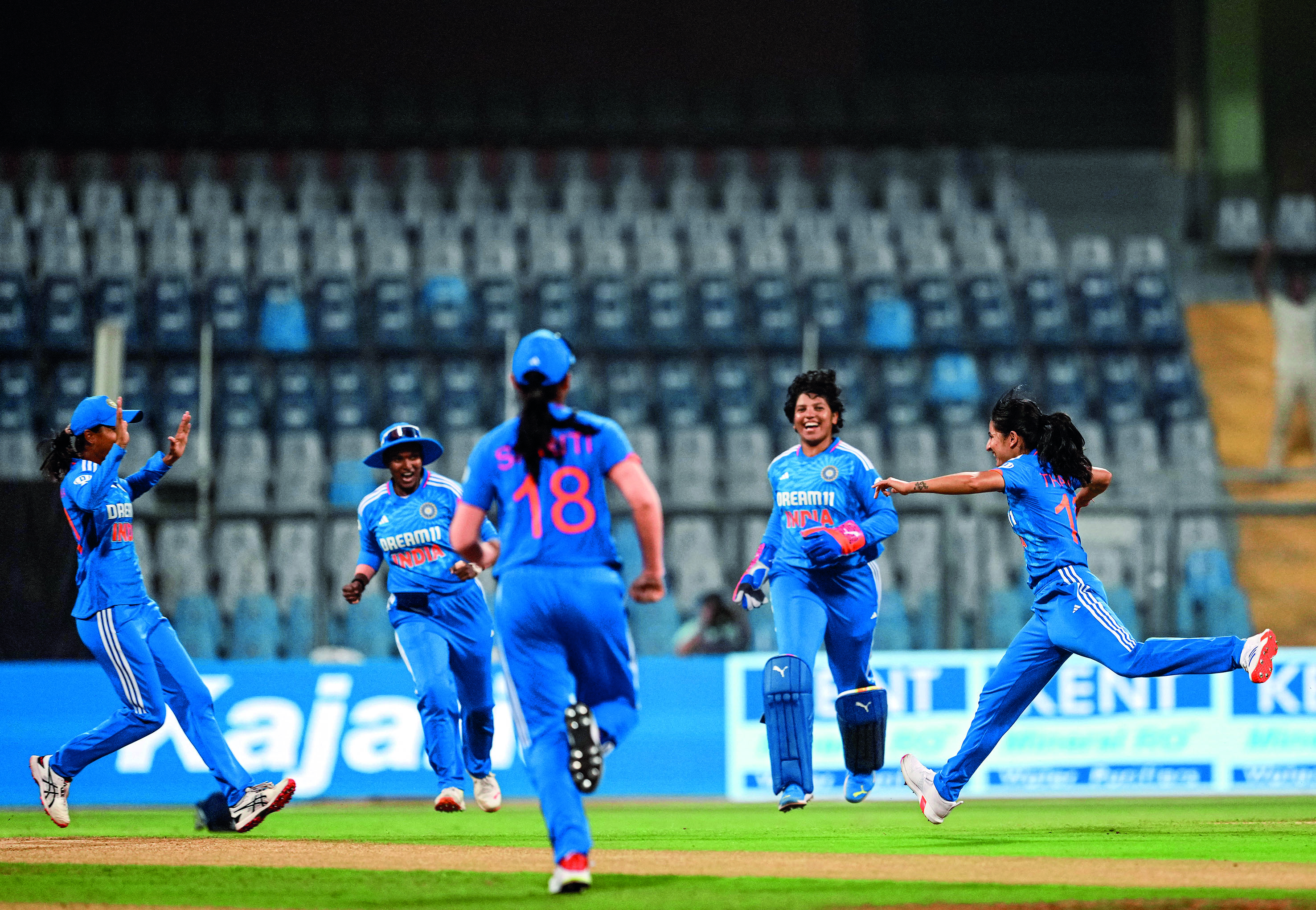 T20I: Indian women’s team faces stern challenge against England T20I: Indian women’s team faces stern challenge against England