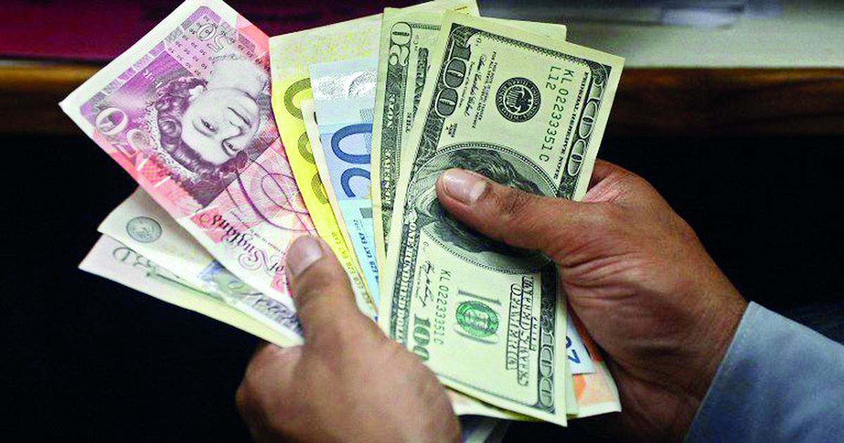 India’s forex reserves surpass $600 bn mark after 4 months India’s forex reserves surpass $600 bn mark after 4 months