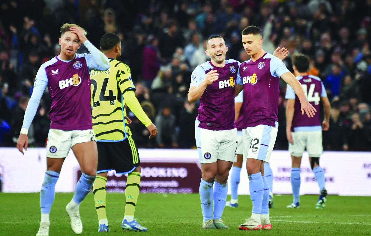 Aston Villa beat Arsenal, Liverpool lead EPL and more misery for Man United