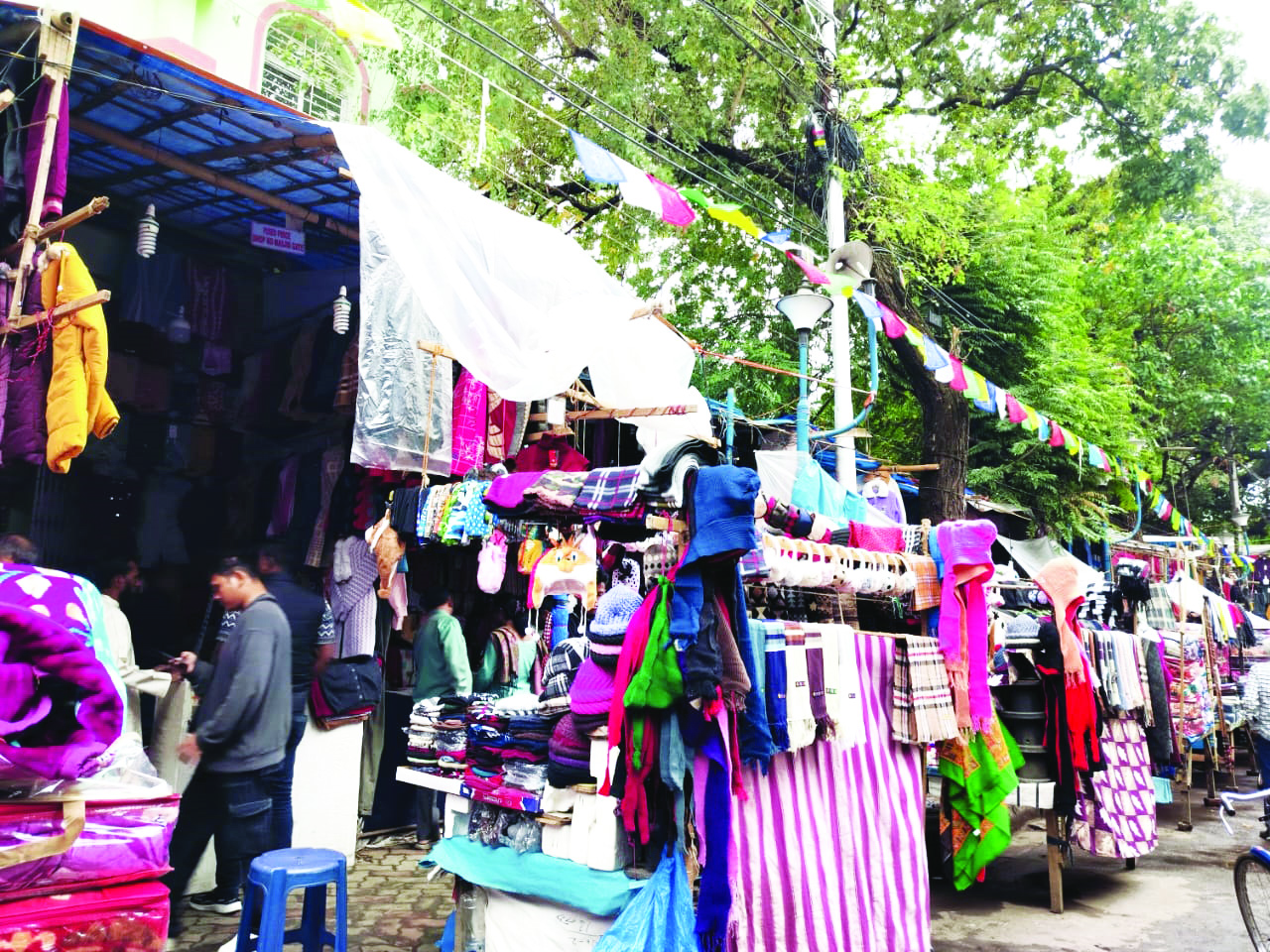 Wellington Street comes alive with traditional winter market