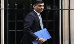 UK PM Sunak apologises to COVID-hit families at start of a tough week