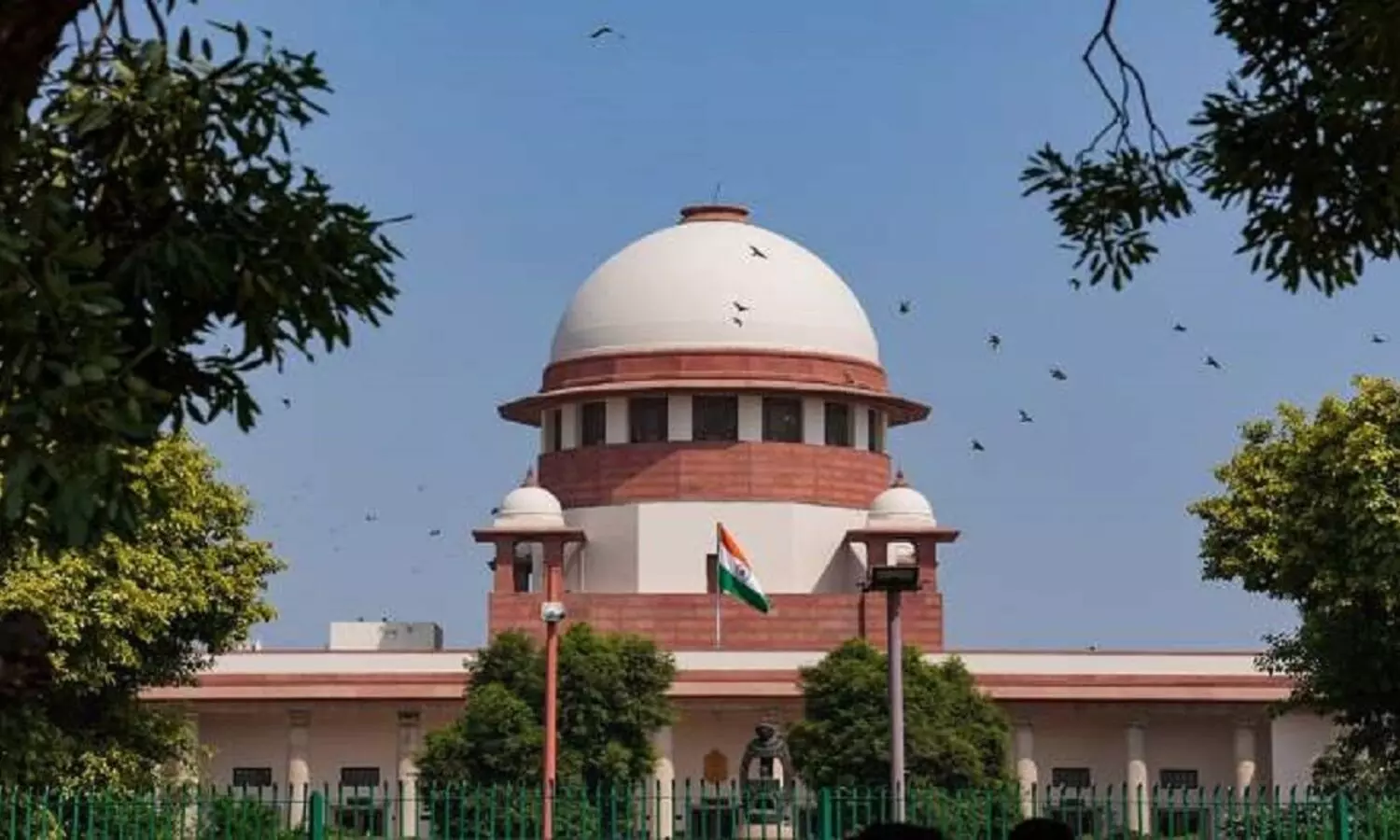 Govt likely to move amendment to bring CEC, ECs on par with Supreme Court judges Govt likely to move amendment to bring CEC, ECs on par with Supreme Court judges