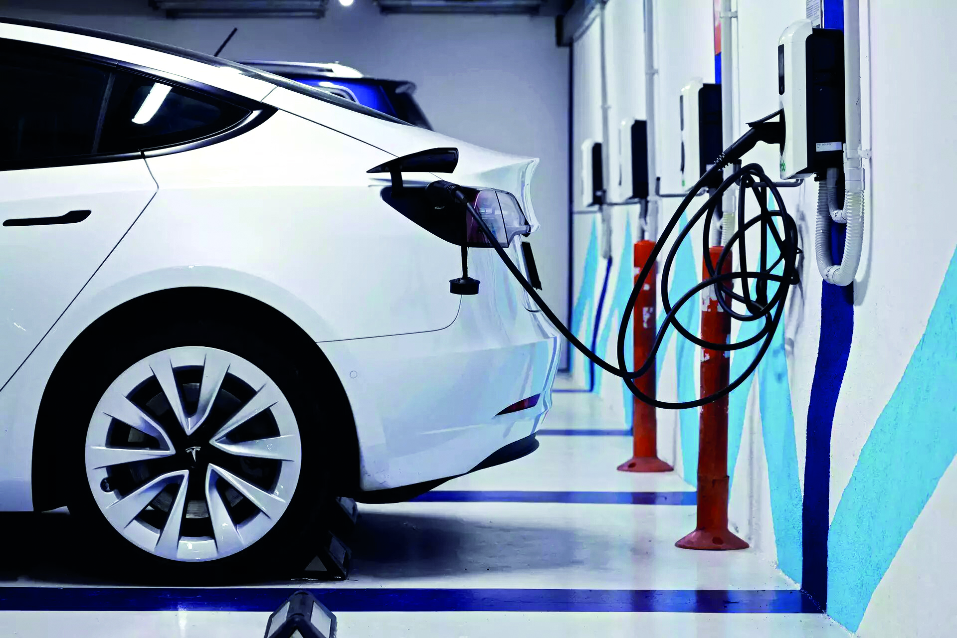 No proposal to give subsidy on import duty on EVs: Govt