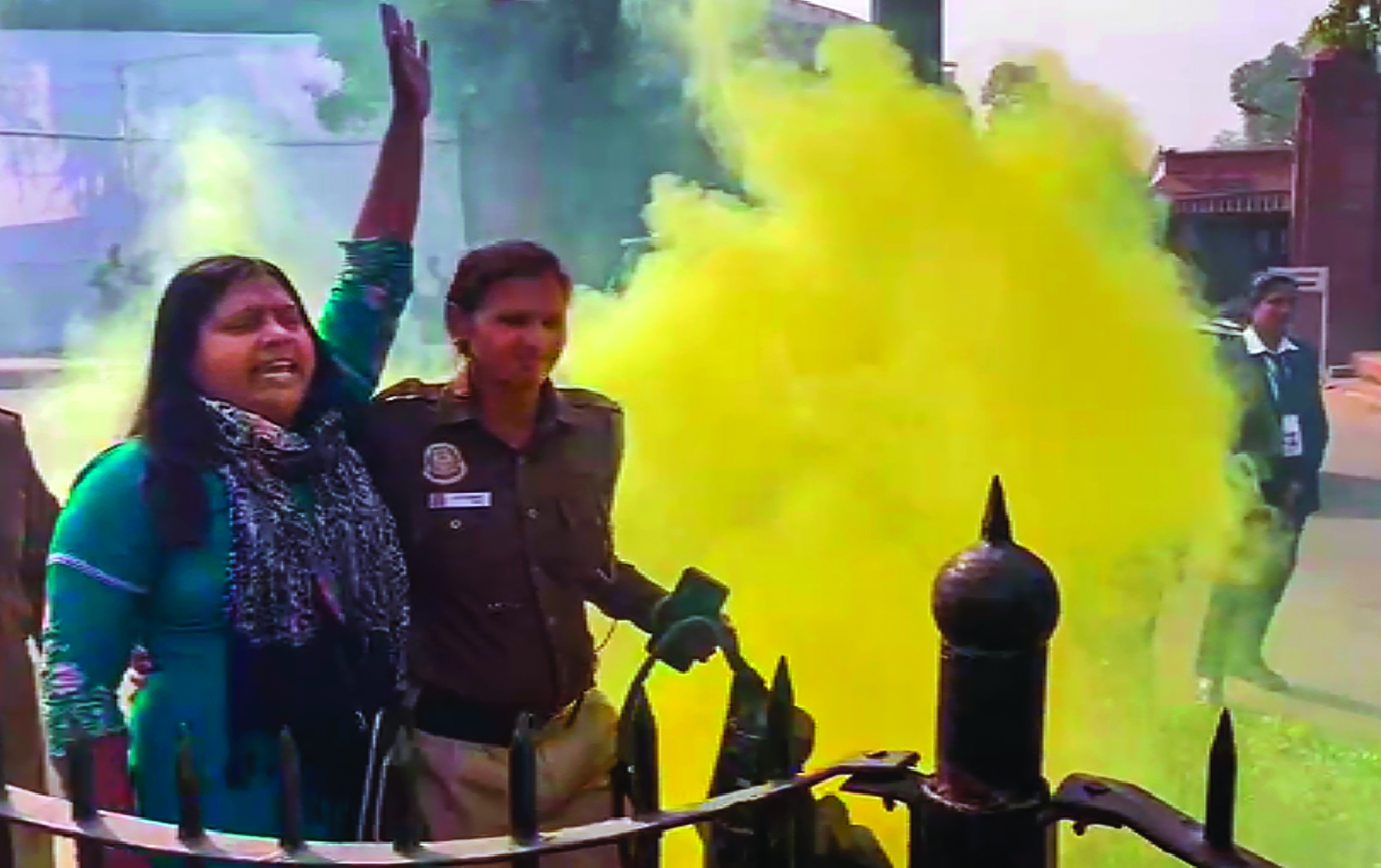 Parliament security breach unveils ingenious footwear modification