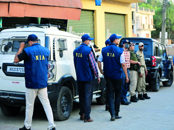 8 ISIS operatives arrested as NIA raids 19 locations 8 ISIS operatives arrested as NIA raids 19 locations